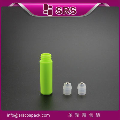 گلوله پلاستیکی سبز روی بطری با مهر و موم امن داروسازی درجه ضد نشت 5ml بطری رولر عطر